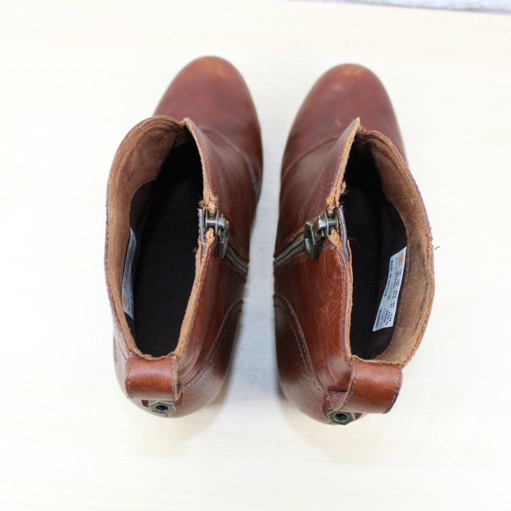 TIMBERLAND Brown Leather Heeled Ankle Boots Side Z - Picture 7 of 9